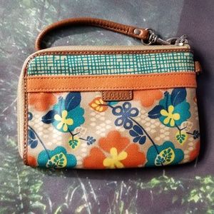 Fossil vintage wristlet